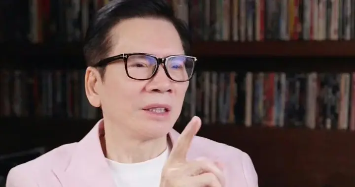 向华强自曝风流往事，78岁坦承拒找“小三”竟因母亲悲惨命运！