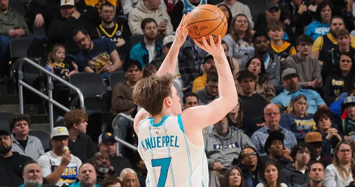 克努佩尔加冕新秀三分王：站在巨人的肩膀上