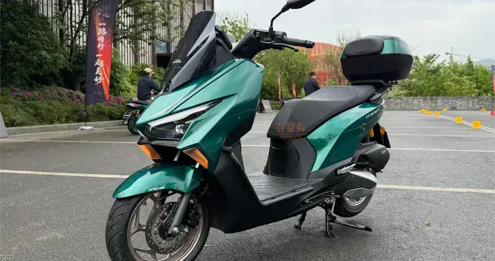 新大洲本田NS150ES对比五羊本田NWT150，差价1600该怎么选？