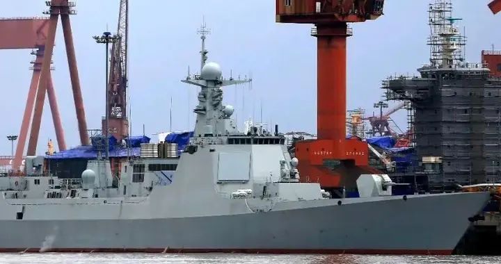 十年前的052D建造场面你们肯定没见过！