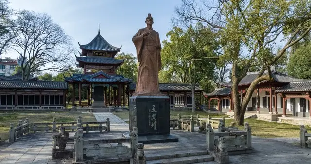 白公胜之乱：春秋末年楚国内部的激烈权力斗争与社会变革的象征