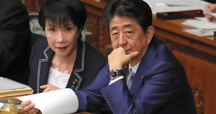 高市“拜鬼”只是第一步？万人军演火速跟上，更危险的还在后面！