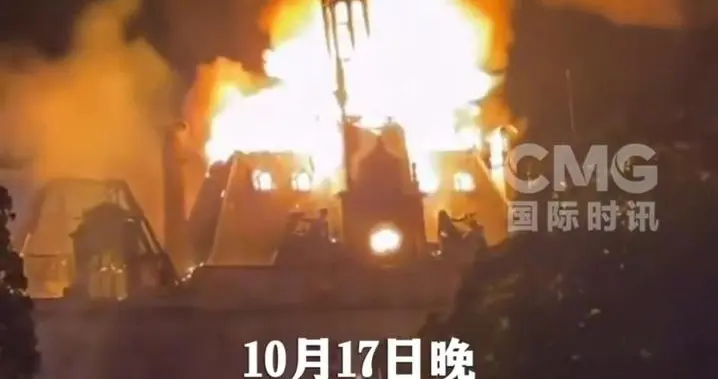 突发！法国143年历史市政厅被烧毁