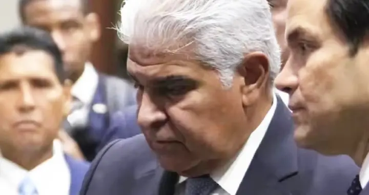 巴拿马“背刺”中国，集装箱一夜清空，网友:运河收入腰斩！