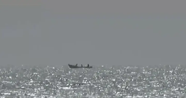 胡塞轰炸沙特油轮，红海高危！