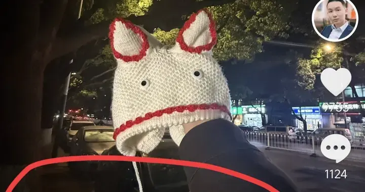 谢浩男深夜发视频，收到特殊生日礼物，帽子背后有个动人的故事