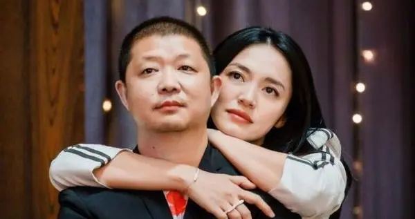 姚晨曹郁官宣离婚， 多年前分开 孩子年幼未公开， 互当家人朋友？