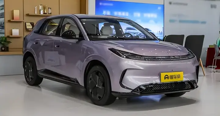 售价6.28-8.78万元，A0级纯电车再添\新丁\，极狐T1超香