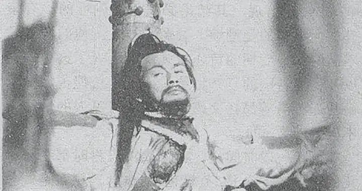 他用九千骑兵救了一座城，一年后，城里的人却把他吃了