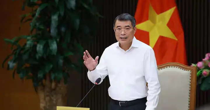 越南对美顺差逆袭登顶，狂欢背后遭美“三连击”，泡沫正在破裂？