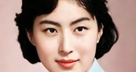 俊男美女，他俩如出演同个版本的《年青的一代》，该多好