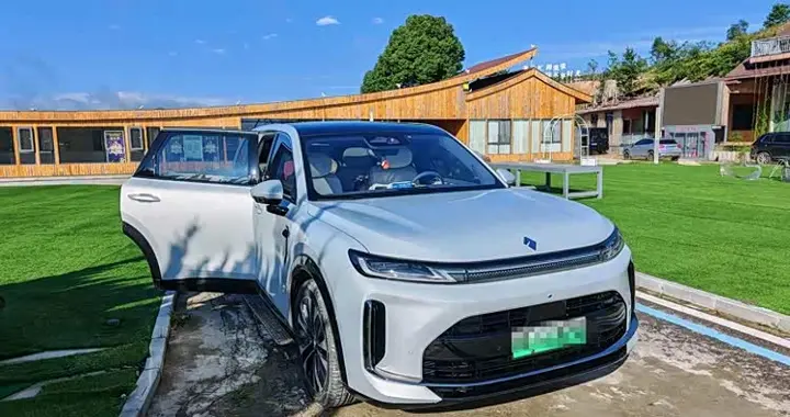 都是热门20万级大六座SUV，华境S和银河M9，试驾体验谁更好？