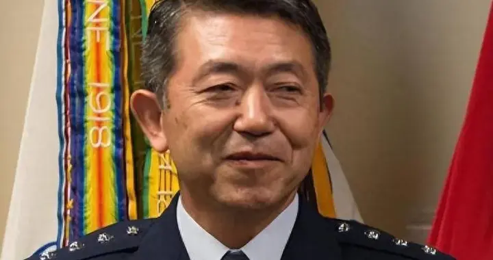日本自卫队前官员 : 一周就能全歼中国海军 , 但是中方不准用东风导弹