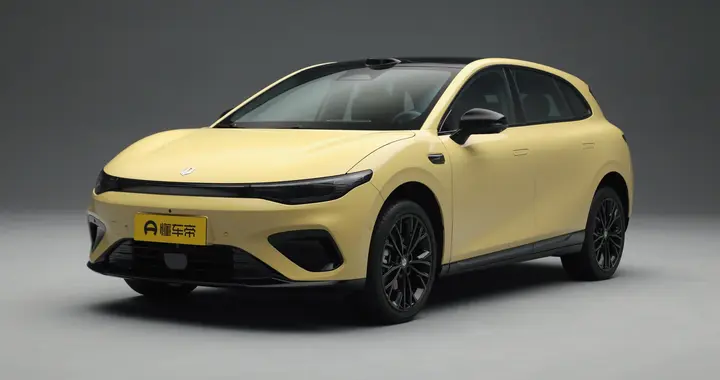 10万级的车竟有20万级的体验？零跑Lafa5用实力说话