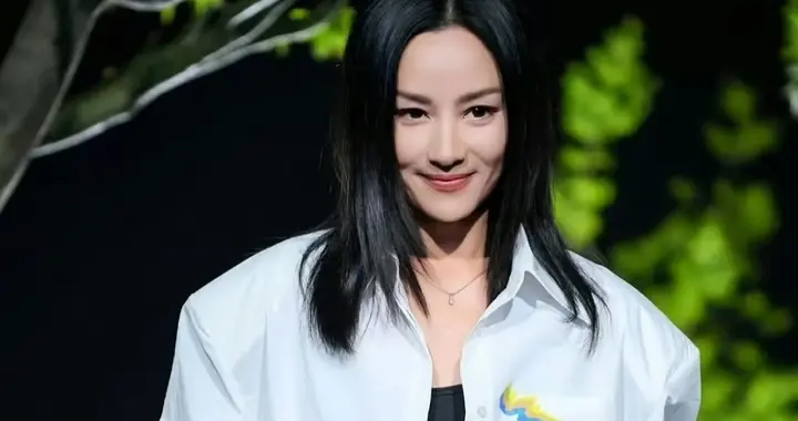 明星扎堆清迈，不是摆烂，是算得清清楚楚。