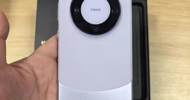 麒麟9000S+5000万主摄+6.82英寸｜华为Mate60 Pro...