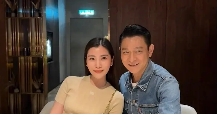 刘德华妻子表妹晒娃庆满月，奢华豪宅内饰不慎曝光！