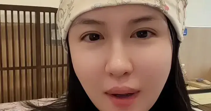 关思慧产女后抑郁，疑父亲重男轻女，不稀罕孩子，答案揭晓泪目了