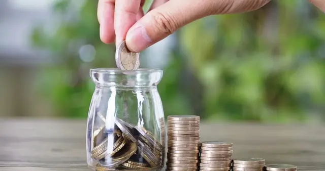 25岁男生攒钱攻略：先存后花，攒出生活底气