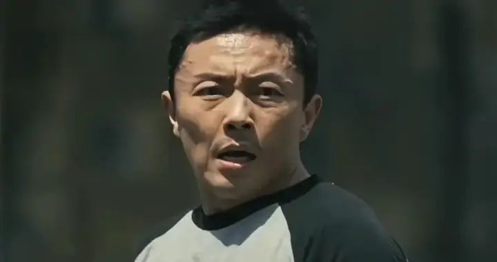 争气！谢苗《火遮眼》开分8.9平齐《功夫》，国产动作后继有人了