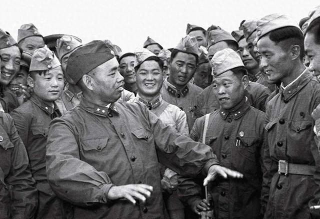 1935年许世友找人比武，对方讥笑：拳脚大刀，你都不是我对手