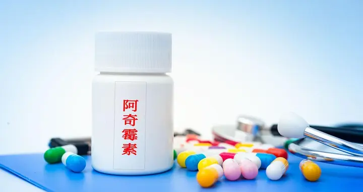 紧急提醒！阿奇霉素别乱搭！这8类药一起吃，轻则不适，重则致命