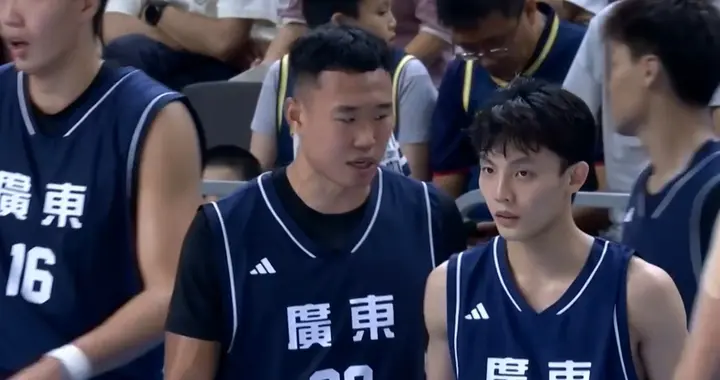 不装了！赵睿、胡明轩、徐杰锁住浙江后卫线，广东已经露出冠军相