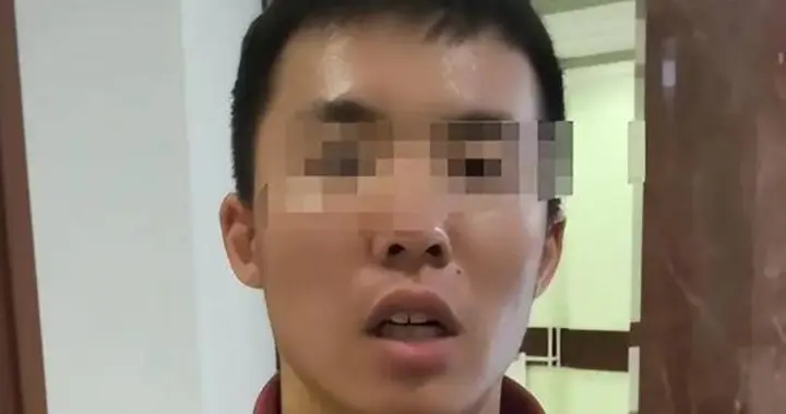 莫斯科大学披旭日旗的南京大学生陈宇昕正面照终于出现了