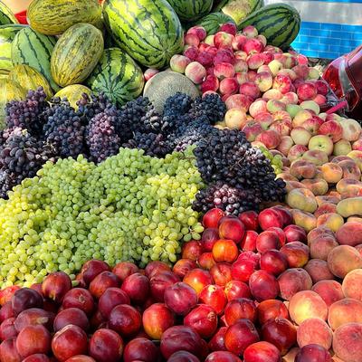 天际自由游走的云朵：水果挑“大”还是选