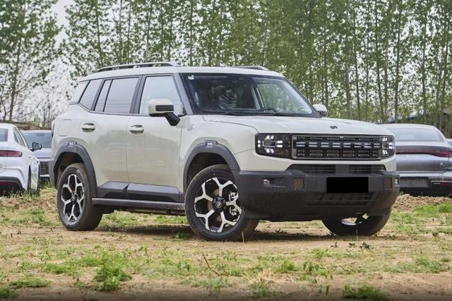 三电机智能四驱，43度大电池，捷途“电混方盒子”又上强度