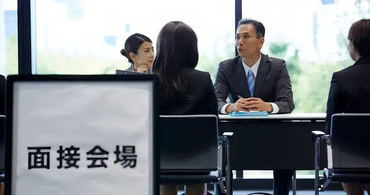 公司把「不收你门票」包装成福利，打工人集体吐槽「伪福利」话术