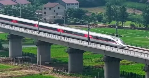 南珠高铁投资1200多亿，到底值不值得？