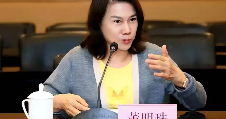 被小米追上，董明珠急了，扬言要给股东“断奶”