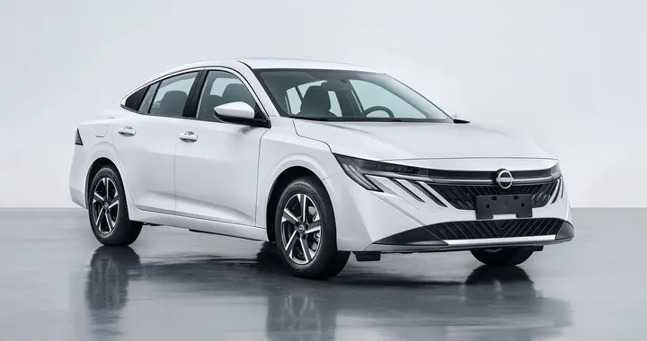 东风日产轩逸上新：造型更犀利，动力依然1.6L