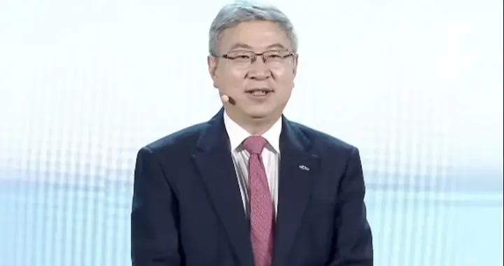 “尽量不上台，但也没有下台的意思”尹同跃到底想表达啥意思？