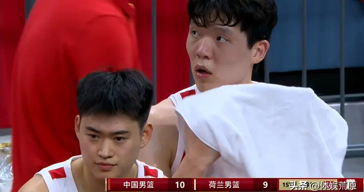 中国男篮：杨瀚森8篮板表现低迷，核心后卫21+7，奇兵13分