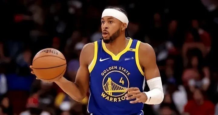 库里狂飙40分仍被批！勇士120-113险胜雄鹿，科尔一番话点出隐患