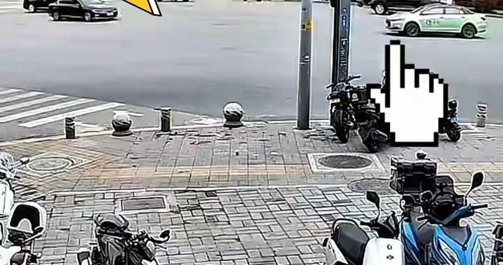 西安出租车司机被撞后续，他违规在先，却也是这场事故的伤者