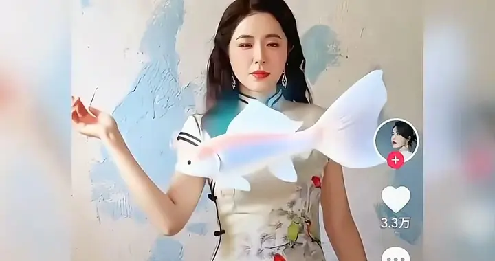 曾黎行为证明了一个道理:漂亮的女人无脑子。