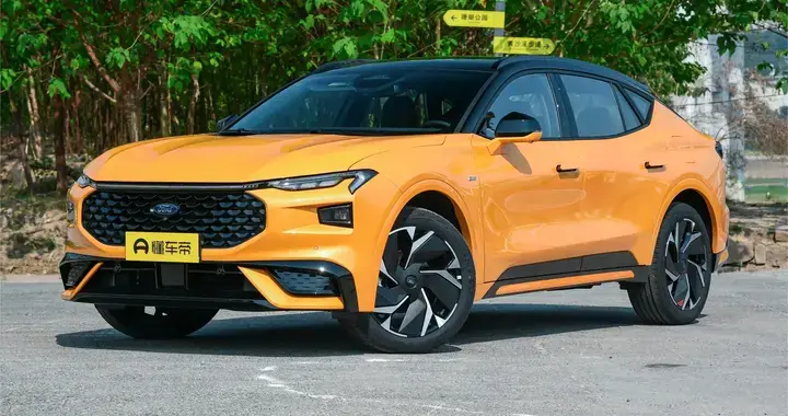 5.45秒破百+3.6L油耗！蒙迪欧ST-Line混动版，打工人的优选