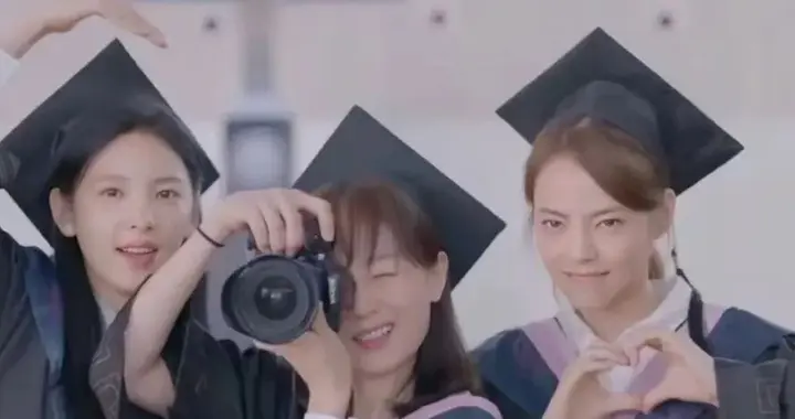 为孩子砸上百万送娃读港大学！中产家庭梦碎：教育踩了什么大坑？