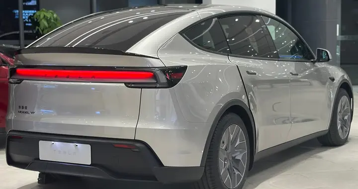 我就是买了Model YL的“大冤种”，来聊聊我的真实想法！