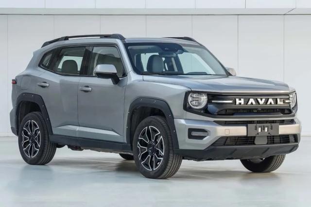 15万买方盒子SUV，官方爆改还加长，四驱带锁堪称小卫士？
