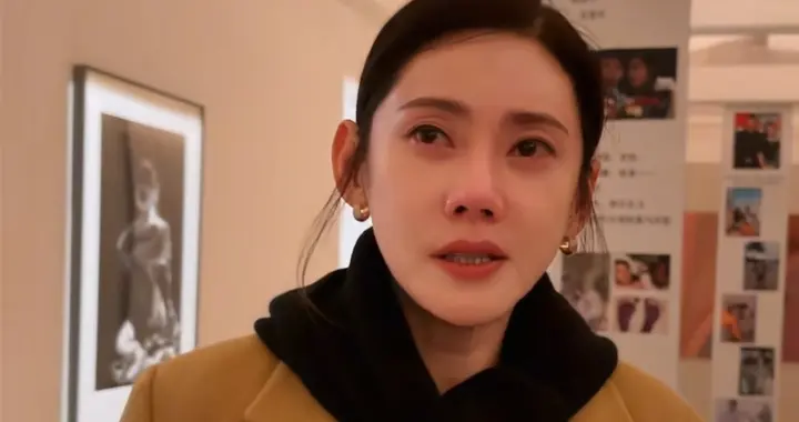 秋瓷炫结婚9周年，于晓光四合院送惊喜，一封信把她感动泪流满面