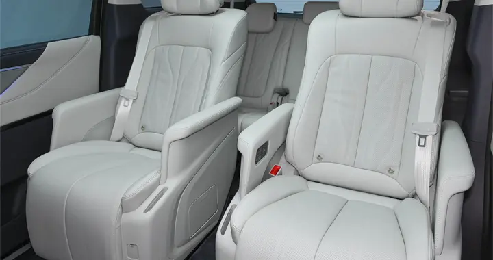 34万拿下混动别克GL8，续航1450km+15分钟快充，还看造车新势力？