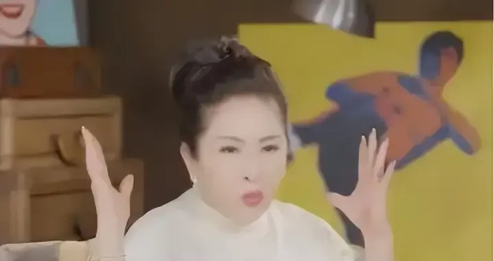 看了何超莲的声明，才明白向太为什么会把孩子养废！