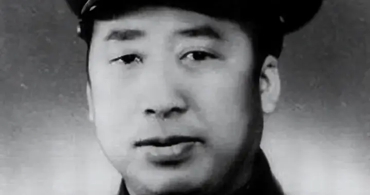 滕代远：未获军衔的开国元勋，一句遗言道尽一生初心