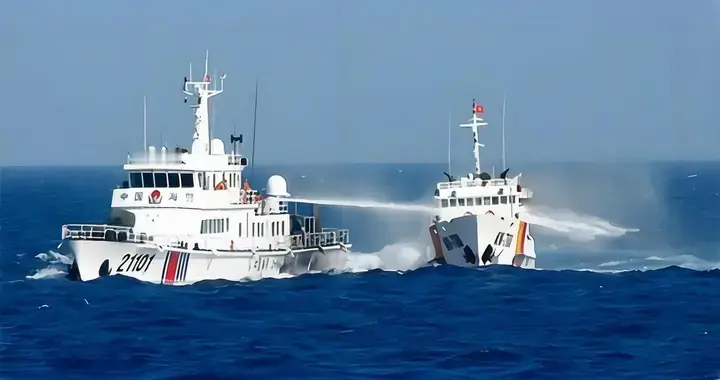 东海碰瓷我国反遭打脸！日本前脚刚刚跑去告状，后脚渔船就被拿下