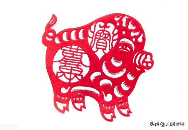 明天开始财运逆袭，家有这3生肖贵人相助，富贵可成