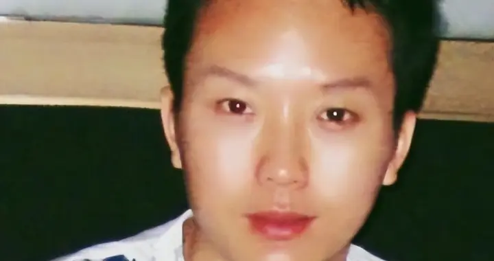 这一次，47岁的“跳梁小丑”李玉刚，如今已完全走上了另一条道路